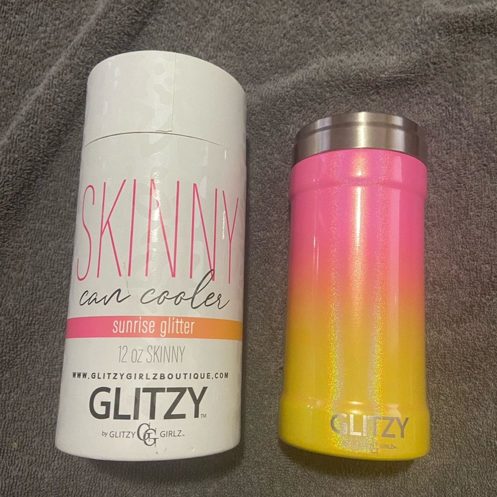 Glitzy skinny can cooler